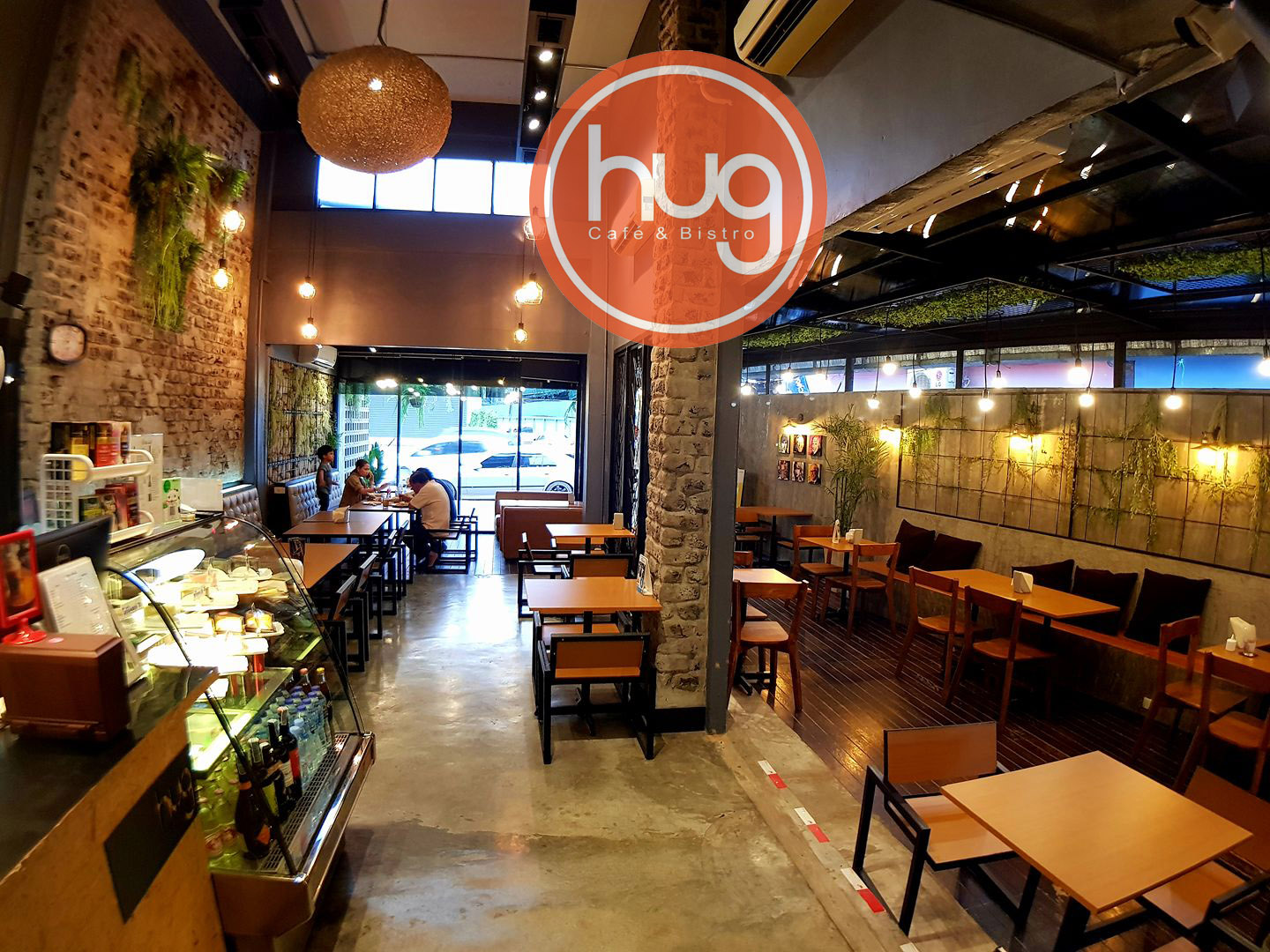 hug cafe’ & bistro พันท้าย